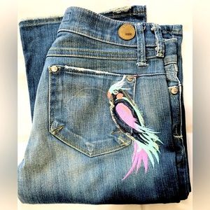 Indie Embroidered Jeans. Boot cut 29x32 low rise. Excellent condition